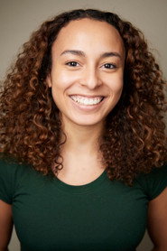 Actor Destiny Leilani Brown din filmul Casa iadului SRL Origini: Conacul Carmichael (2023)