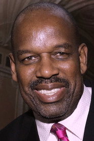 Actor Cedric Maxwell din serialul Celtics City (2025)