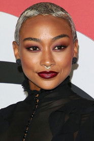 Actor Tati Gabrielle din serialul Kaleidoscope (2023)