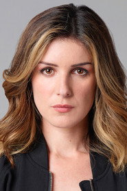 Actor Shenae Grimes-Beech din filmul Love of the Irish (2025)