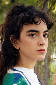 Actor Afroditi Kapokaki din filmul Κιούκα: Πριν το τέλος του καλοκαιριού (2025)