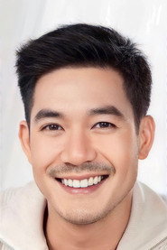 Actor Sukollawat Kanarot din filmul Bangkok Breaking: Între rai și iad (2024)