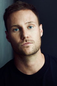 Actor Jordan Patrick Smith din serialul Vikingii (2013)