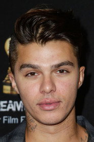 Actor Andrew Jacobs din filmul Activitate paranormală: Cei însemnați (2014)