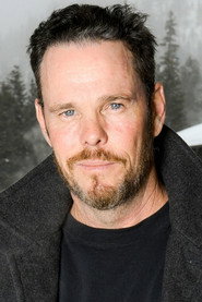 Actor Kevin Dillon din filmul Reagan (2024)