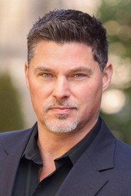 Actor Shannon Gannon din filmul Conversații cu tata (2024)