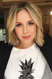 Actor Carla Peterson din serialul Vremea muștelor (2026)