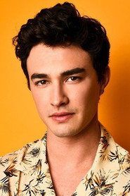 Actor Gavin Leatherwood din filmul Cine ești în interior (2024)