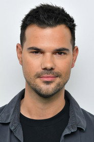 Actor Taylor Lautner din filmul Saga Amurg: Lună nouă (2009)