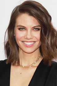 Actor Lauren Cohan din serialul Invazia zombi: Orașul fantomă (2023)