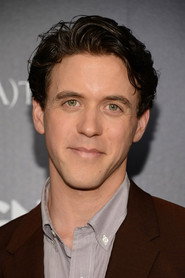 Actor Ashley Zukerman din filmul In Vitro (2025)