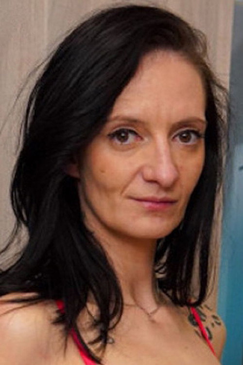 Laura Davis