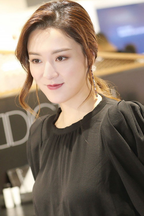 Venus Wong