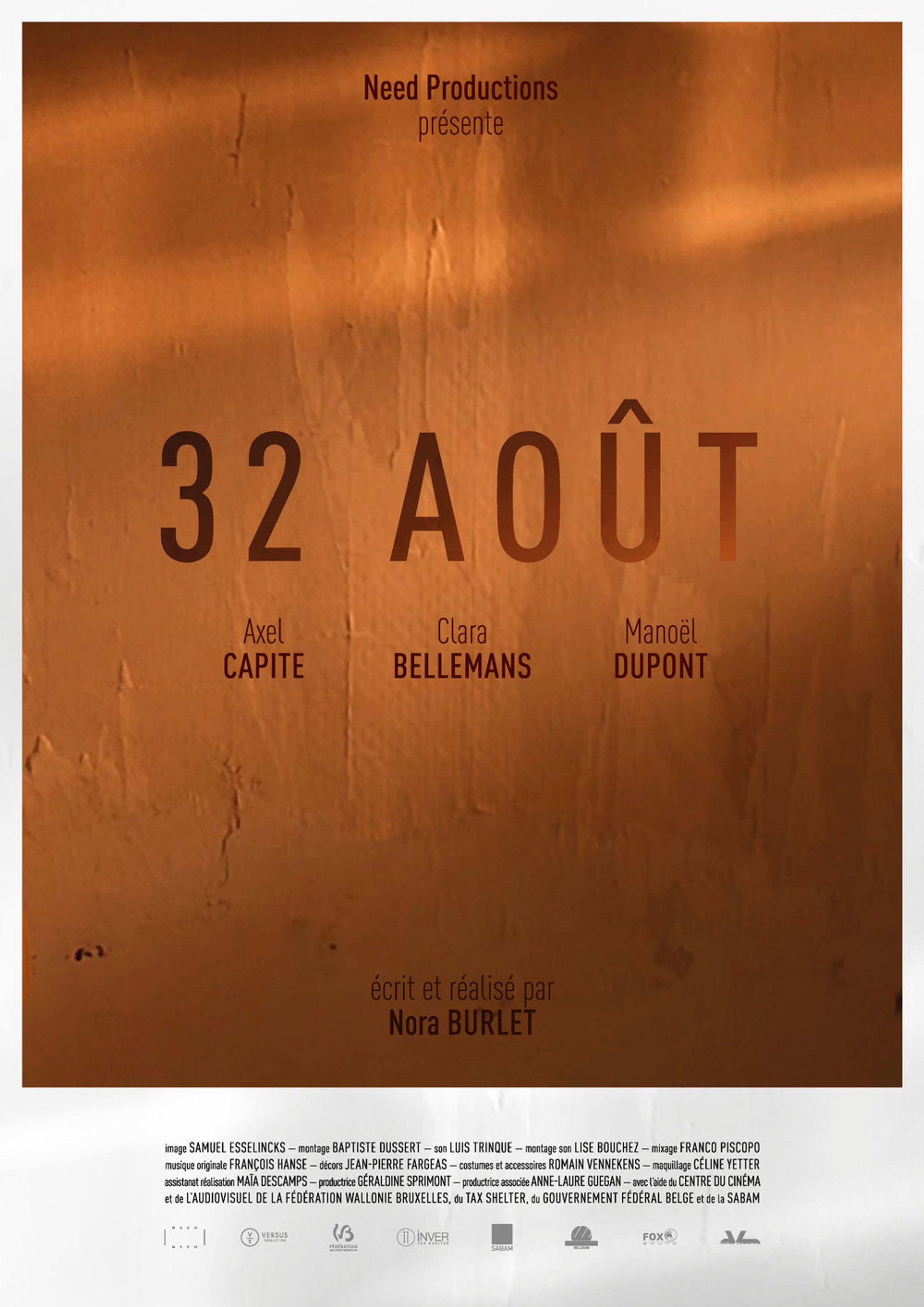 32 août
