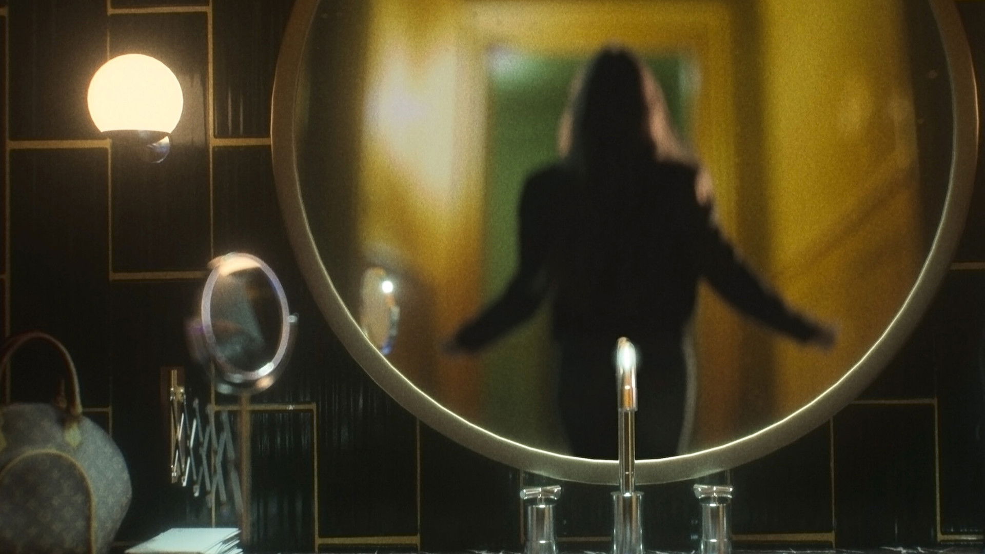 Angi: Fake Life, True Crime