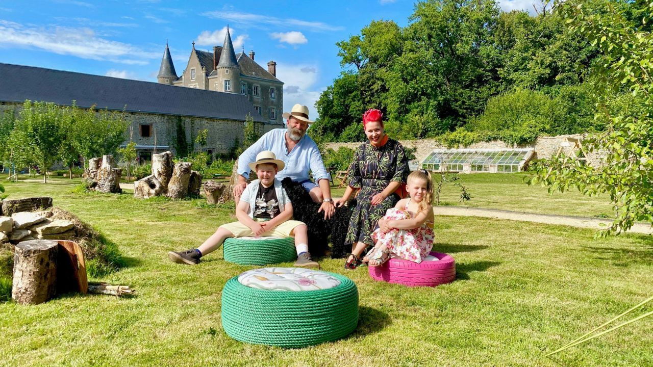 Escape to the Chateau: Make Do & Mend