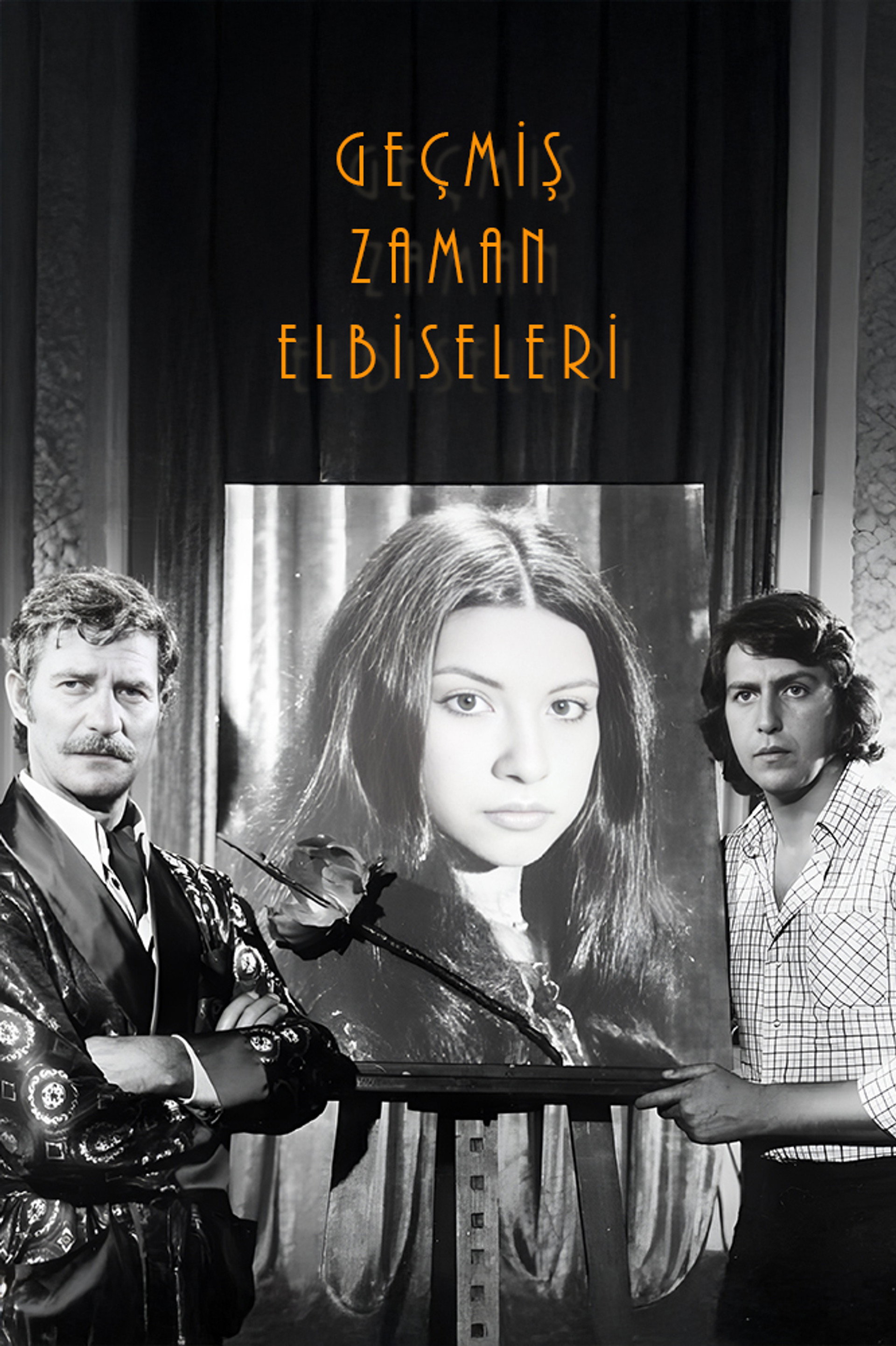 Geçmiş Zaman Elbiseleri