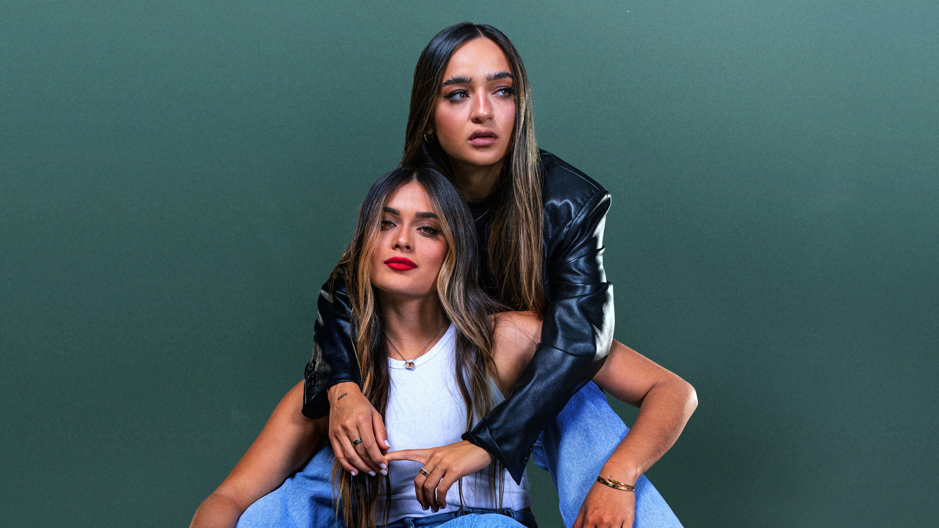 Calle y Poche: Sin etiquetas