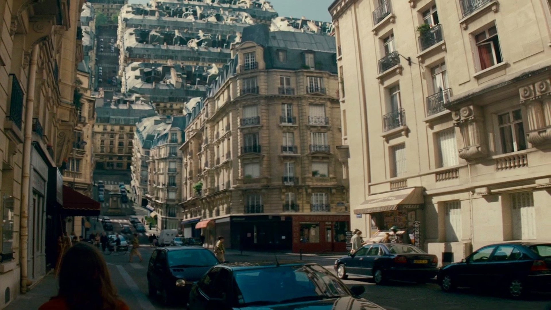 Inception (2010) - movie still frame - frame 1