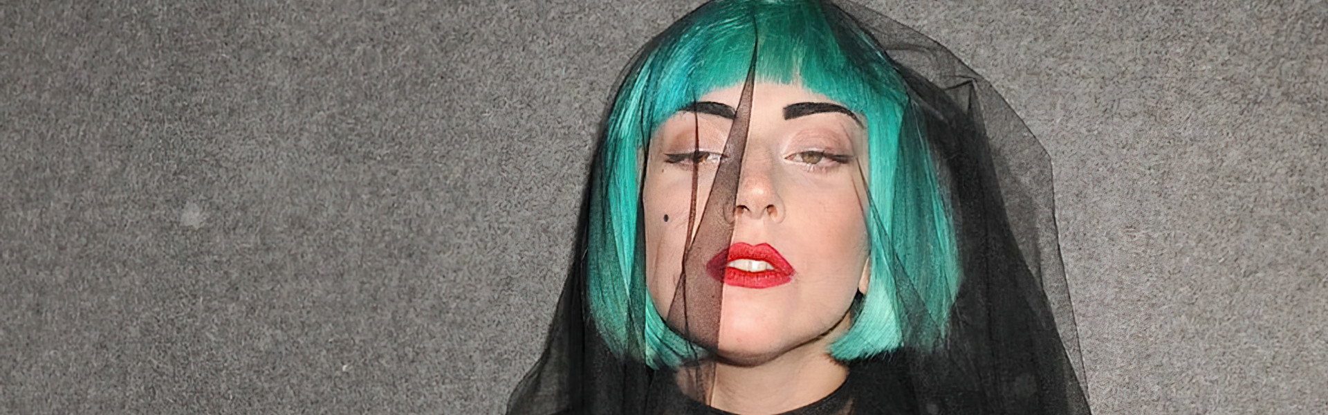 Lady Gaga: On the Edge