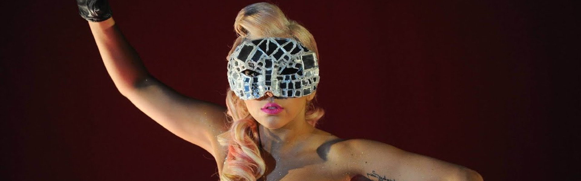 Lady Gaga: V Festival 2009
