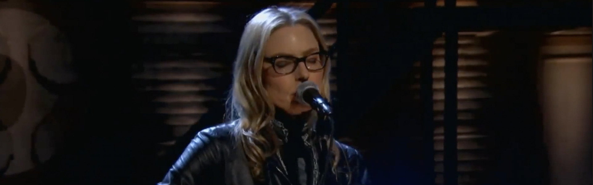 The Voice Still Carries: The Aimee Mann Story