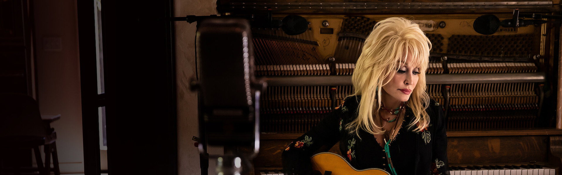 Dolly Parton: Here I Am