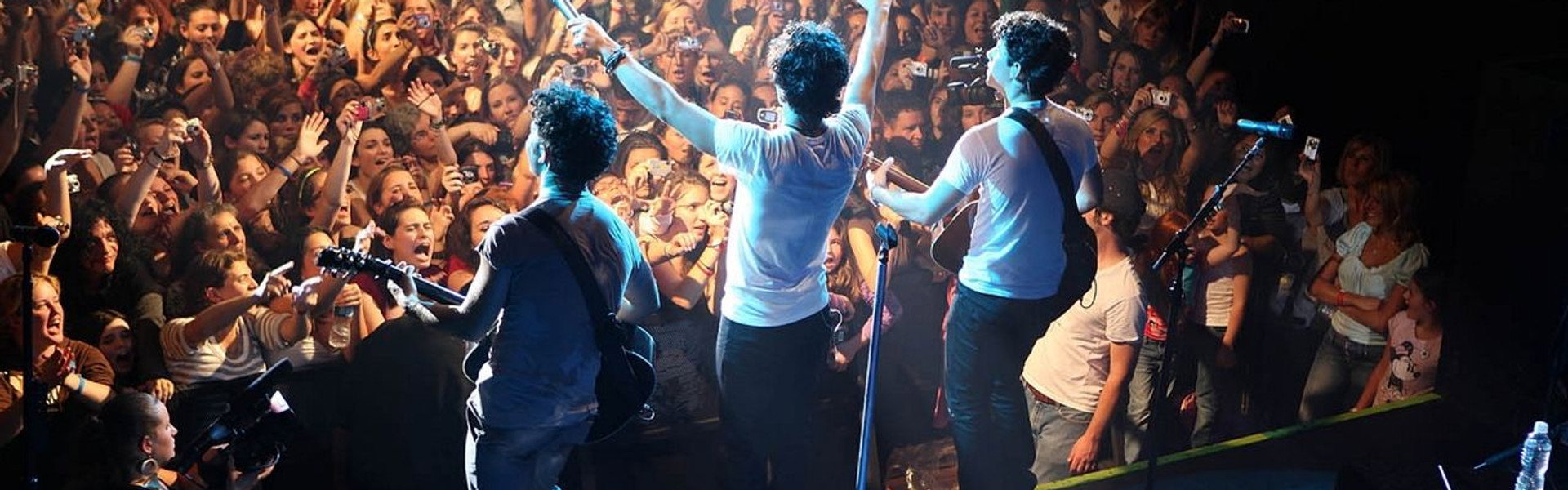 Jonas Brothers: Living the Dream