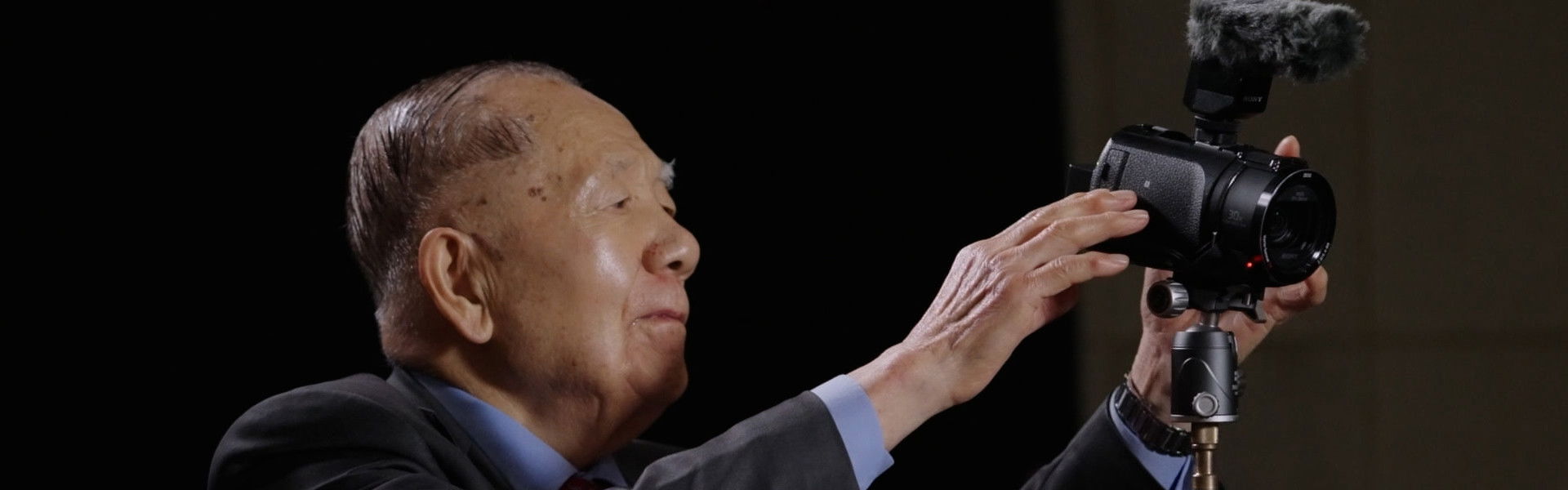 Mr. Kim Goes to the Cinema