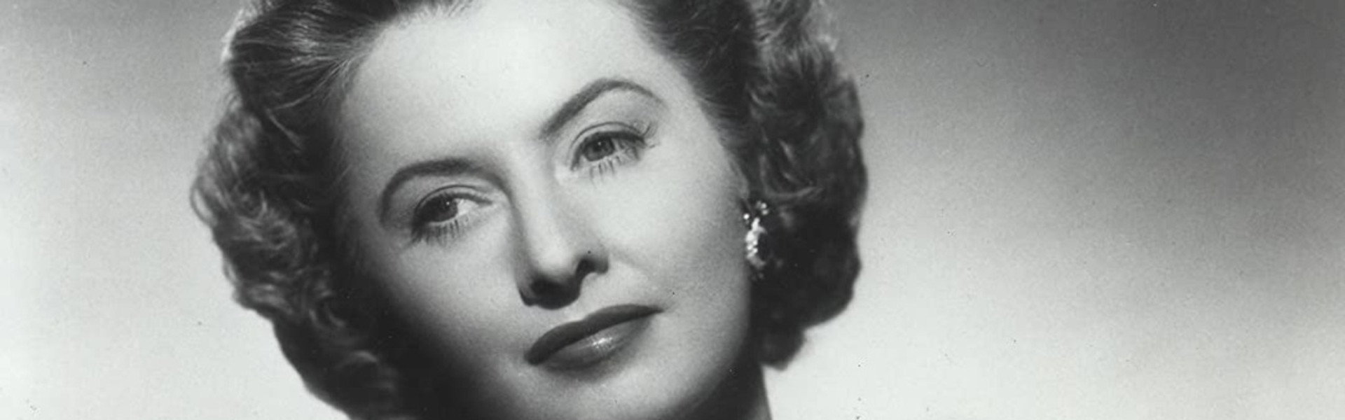 Barbara Stanwyck: Straight Down the Line