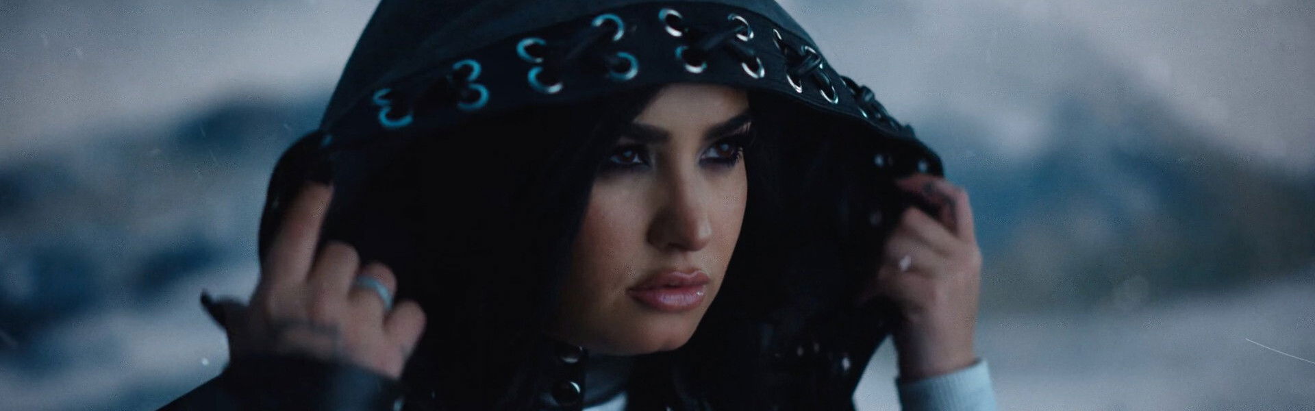 Demi Lovato: Dancing with the Devil