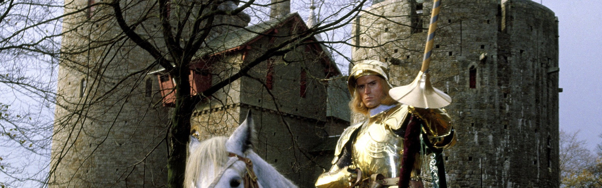Sword of the Valiant: The Legend of Sir Gawain and the Green Knight