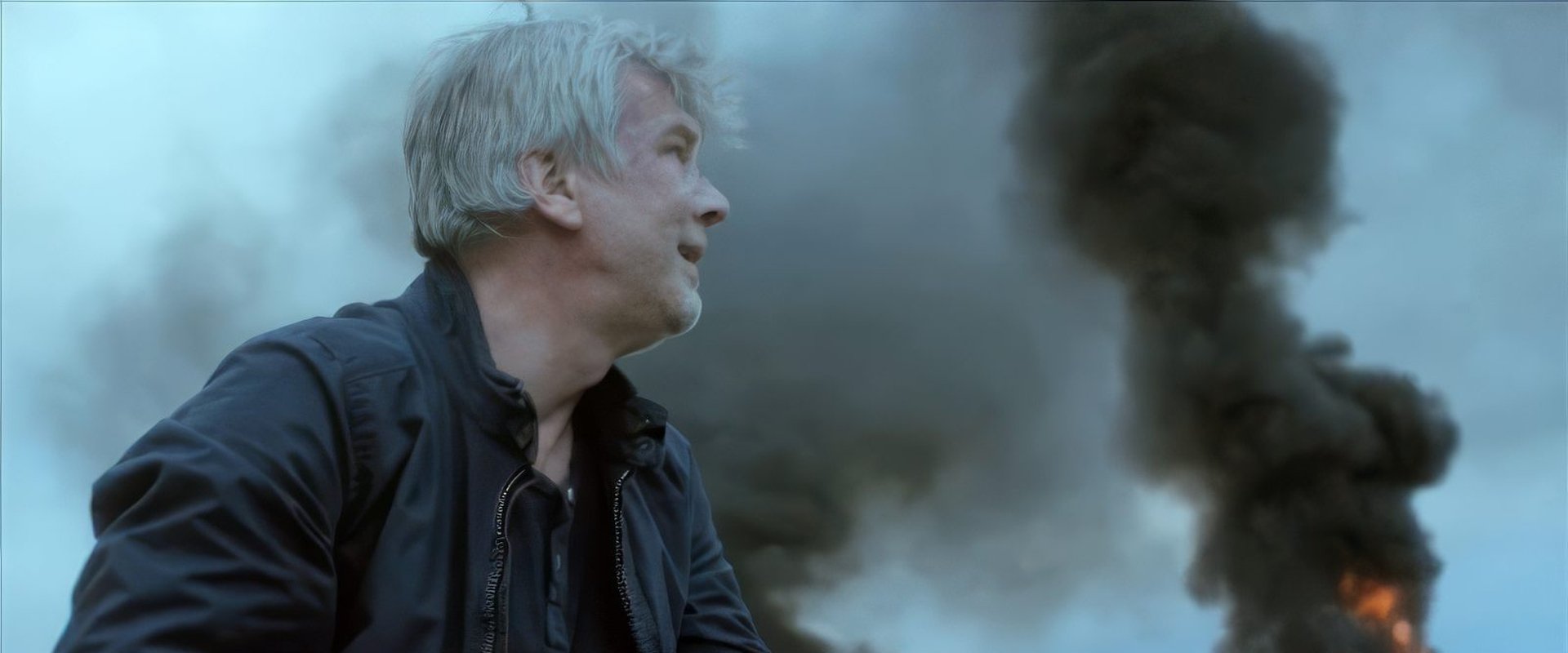 Johan Falk: Ur askan i elden海报