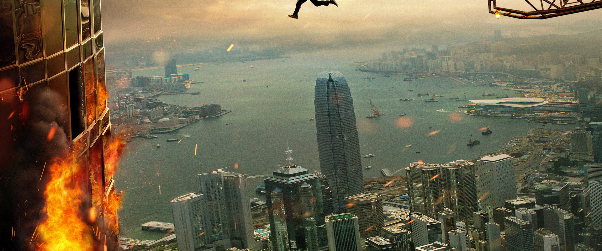 摩天营救海报