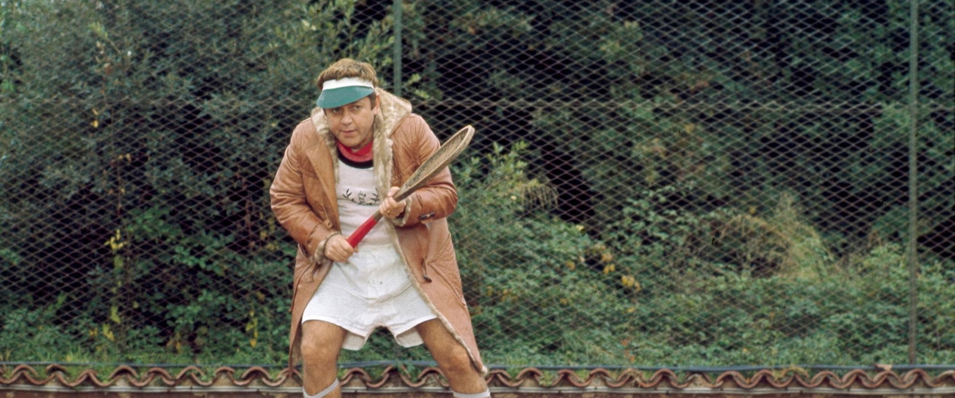 Fantozzi: White Collar Blues backdrop