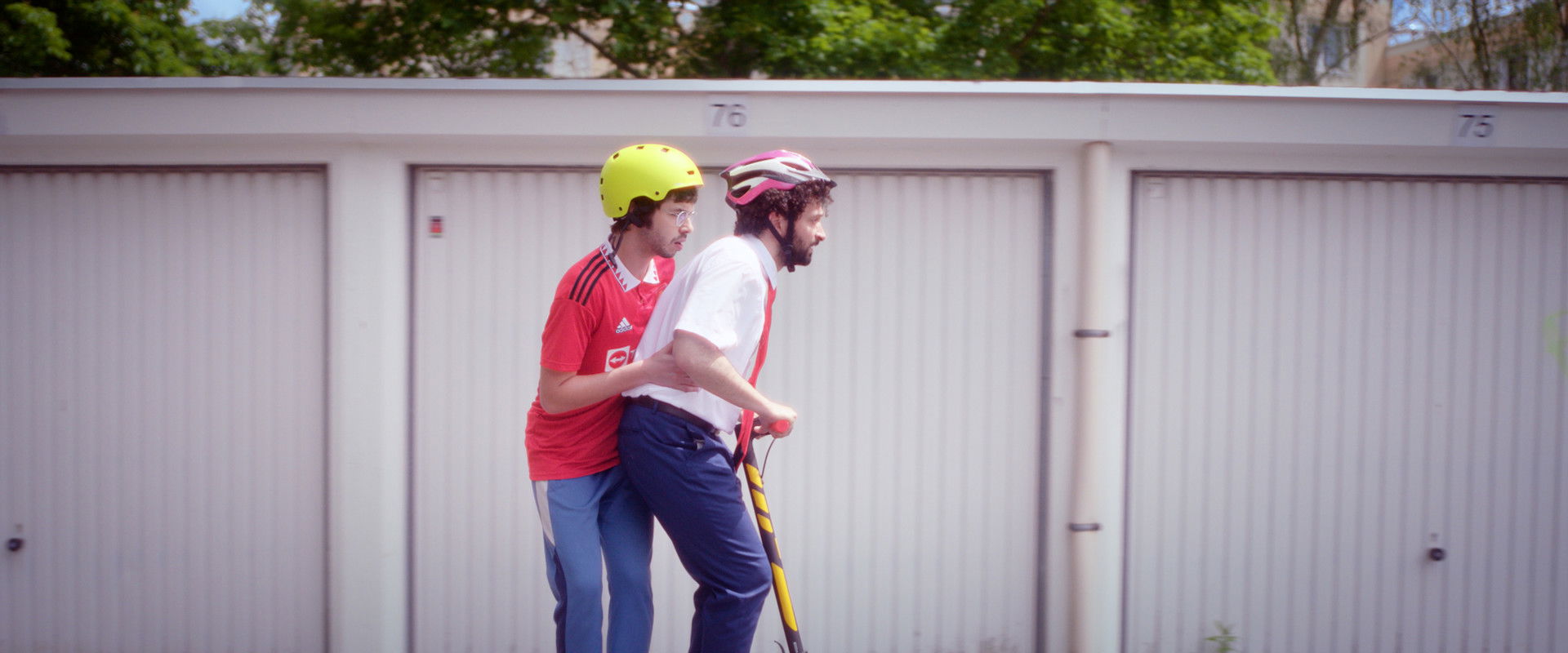 Baise-en-ville backdrop