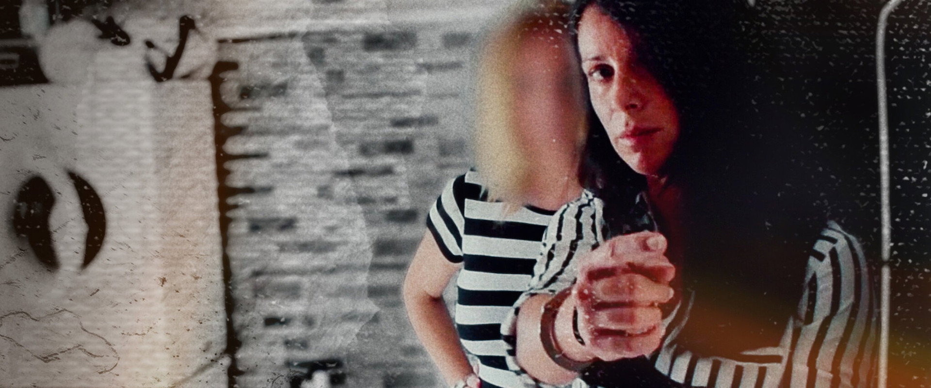 Rosa Peral's Tapes backdrop