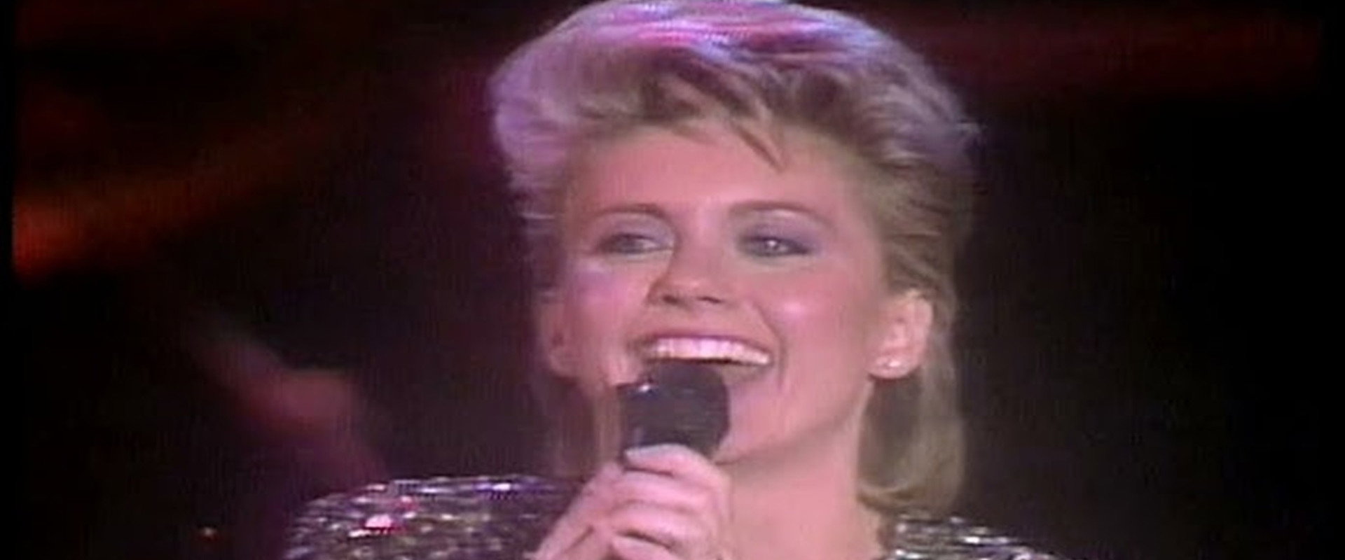 Olivia Newton-John: In Concert backdrop