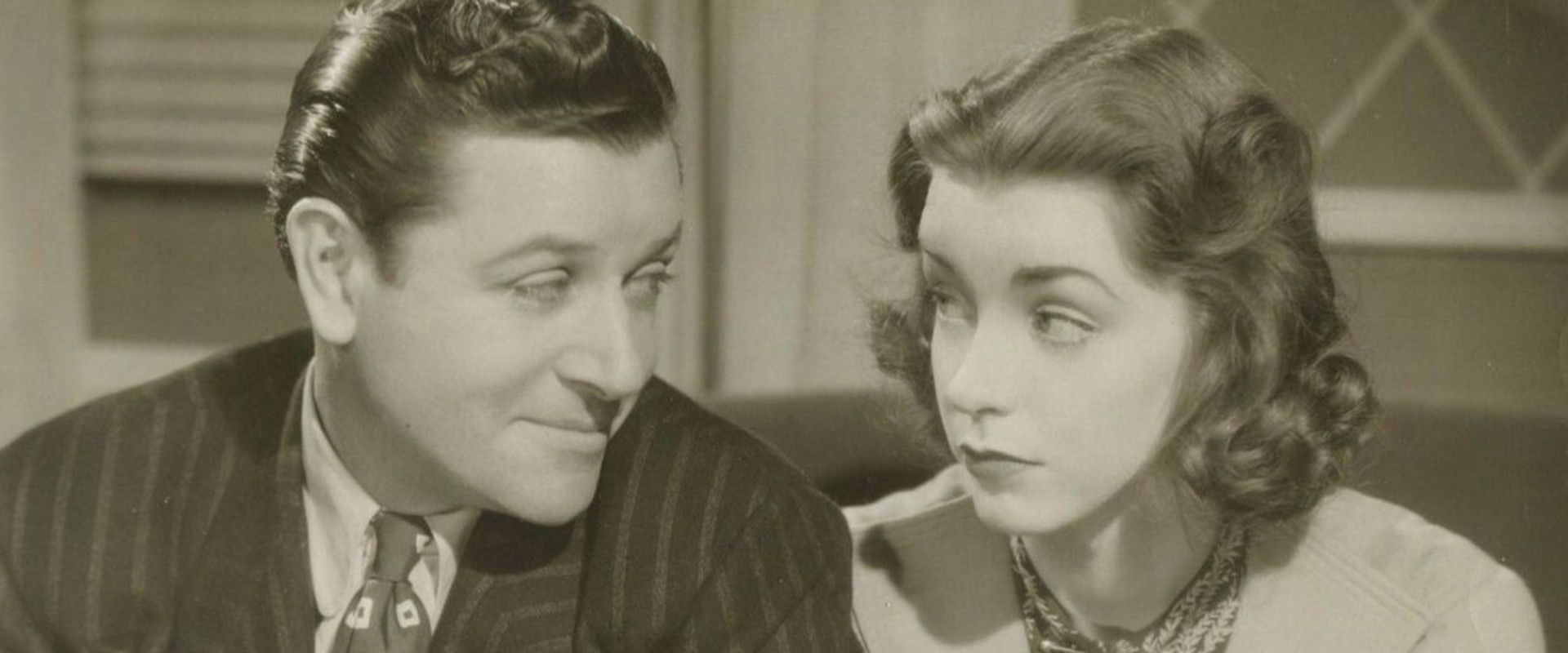 Star Reporter backdrop