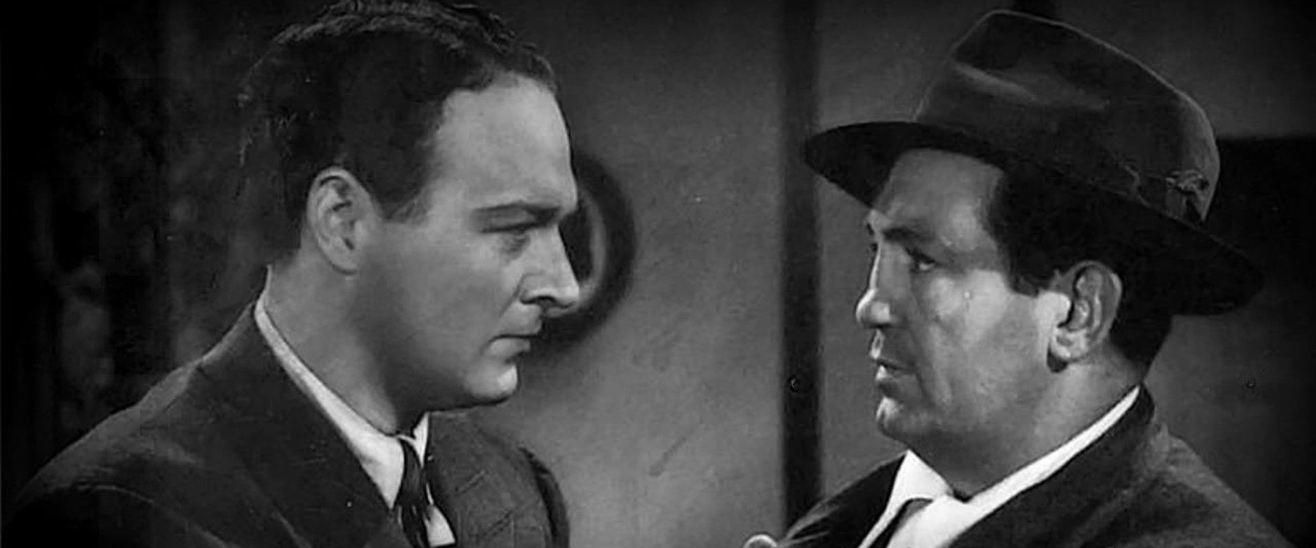 Sealed Lips backdrop