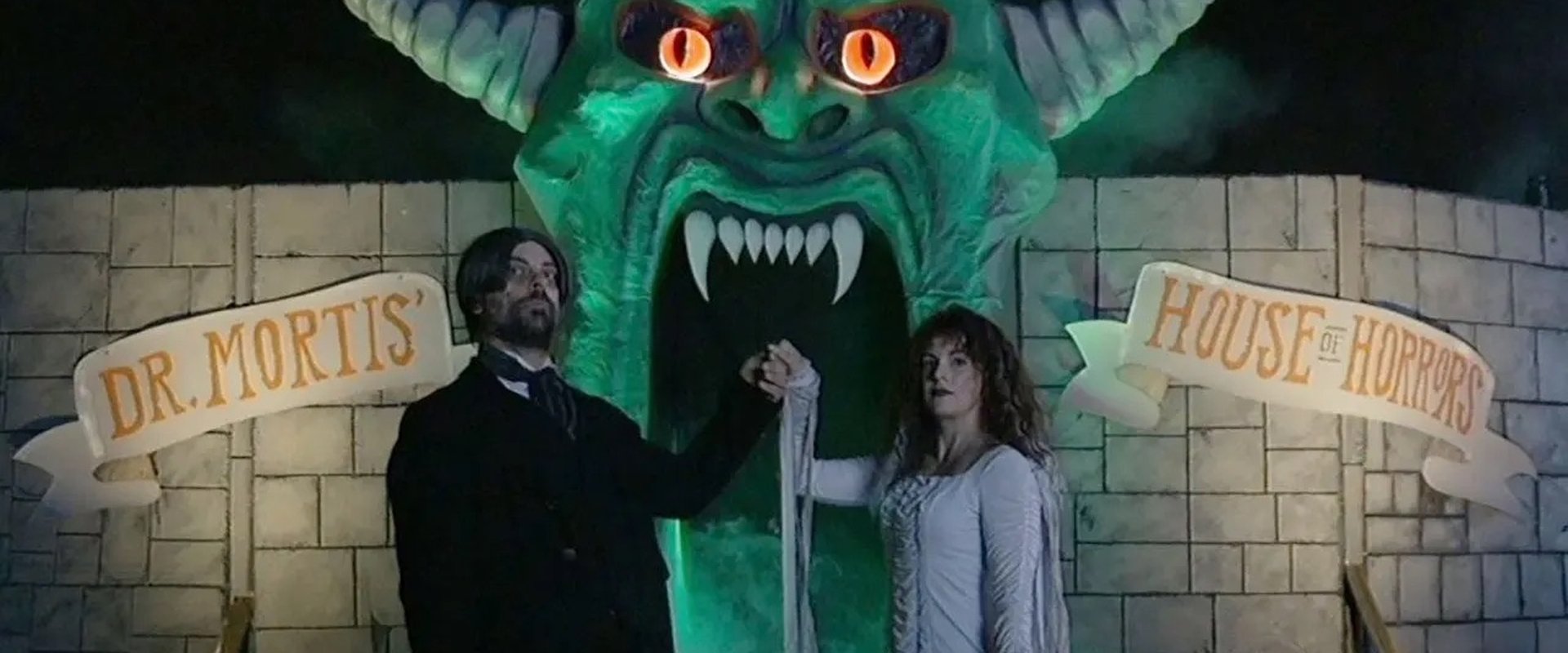 V/H/S/Halloween backdrop