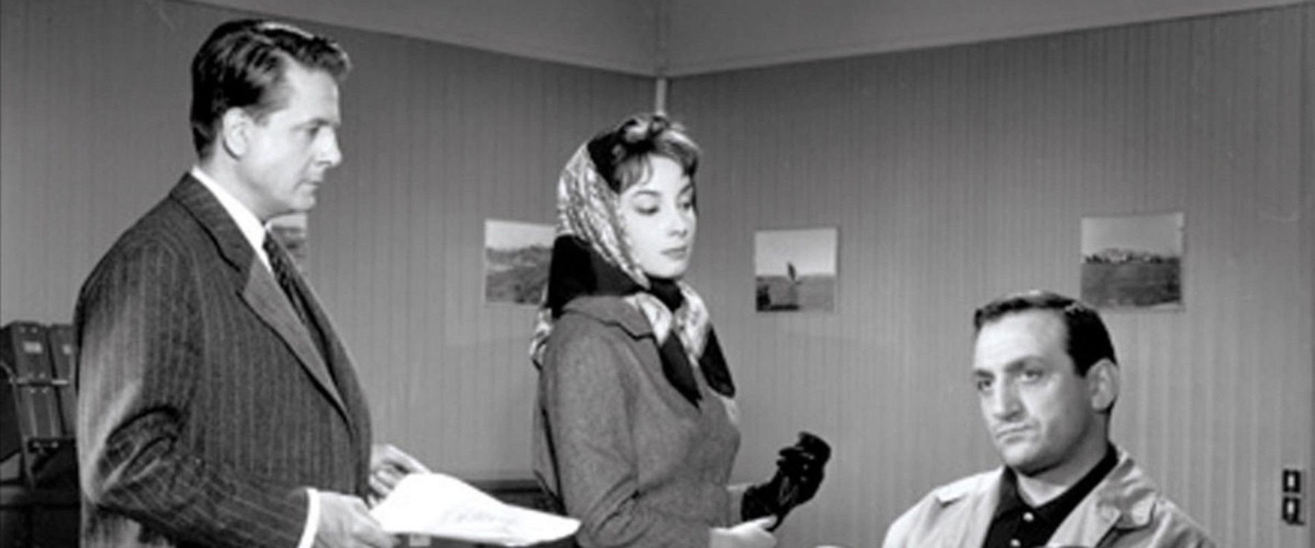 125 rue Montmartre backdrop