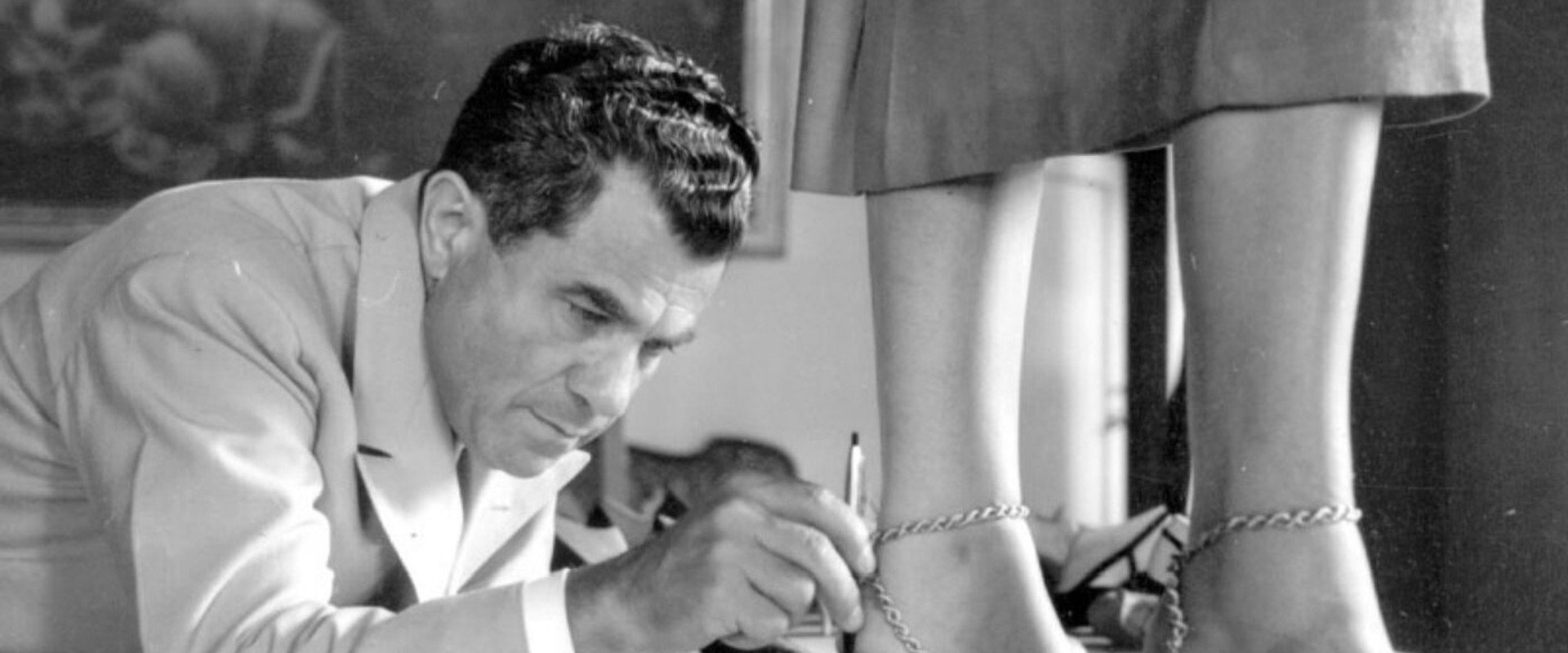 Salvatore: Shoemaker of Dreams backdrop