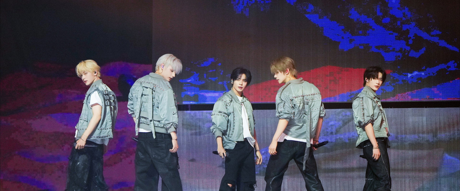 TOMORROW X TOGETHER WORLD TOUR 'ACT : TOMORROW' backdrop