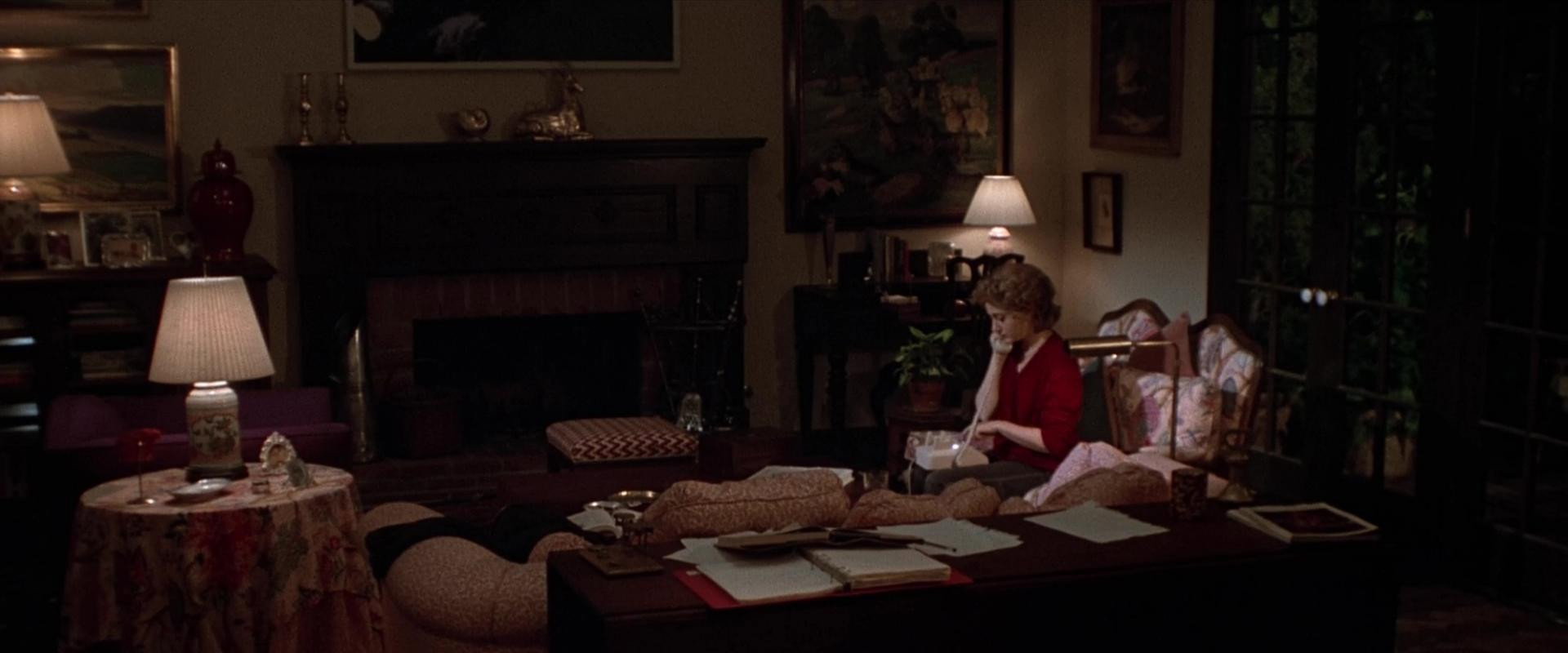 When a Stranger Calls backdrop