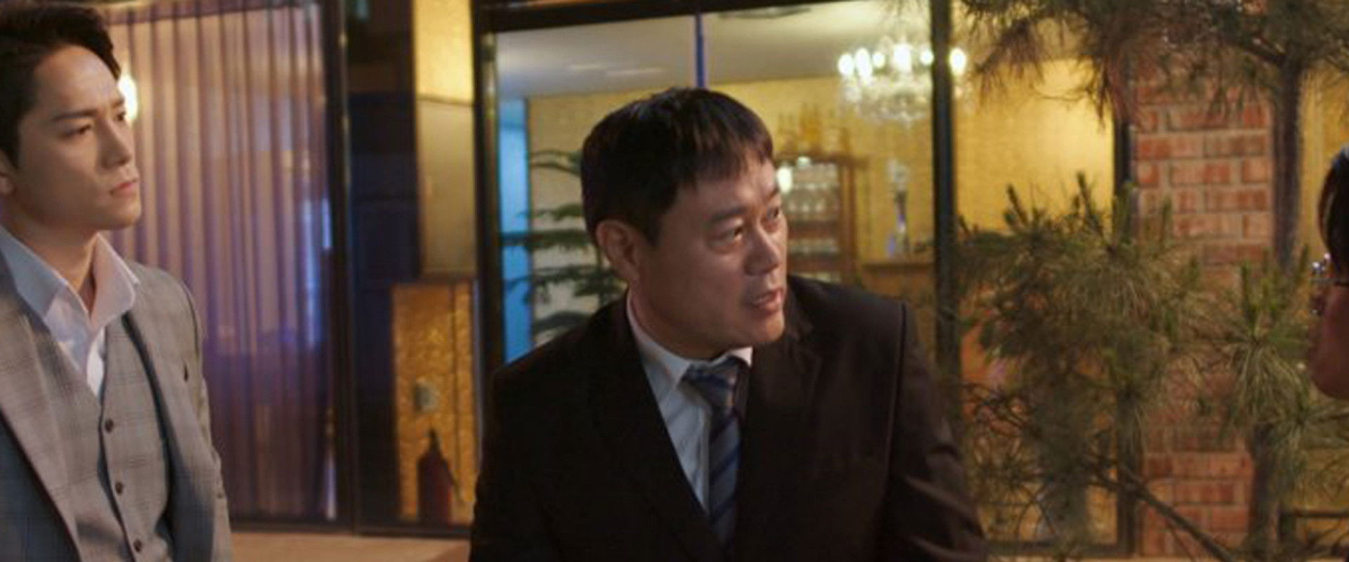 Close Game: Reversed War backdrop