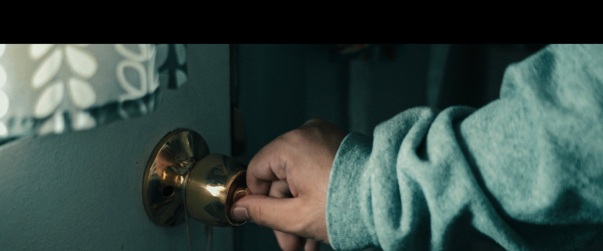 KNOCK, KNOCK! backdrop