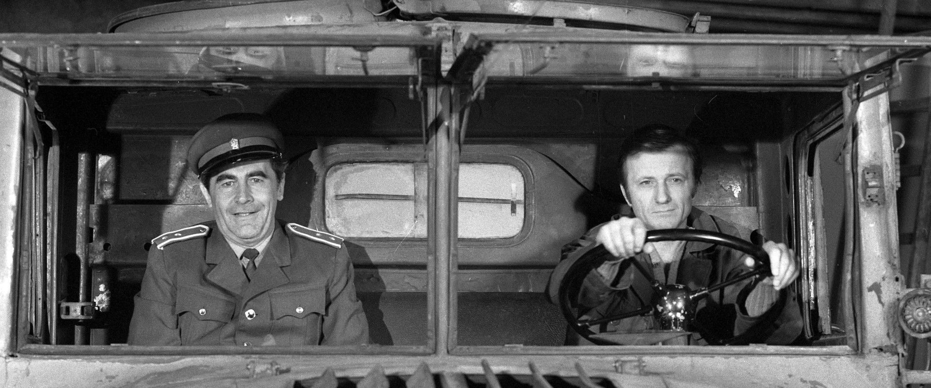 Noční jízda backdrop