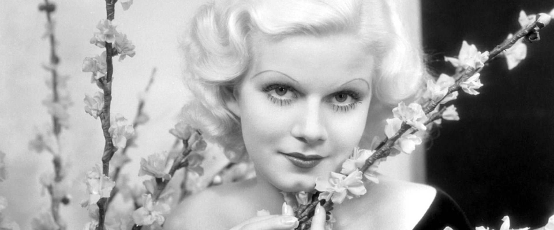 Harlow: The Blonde Bombshell backdrop