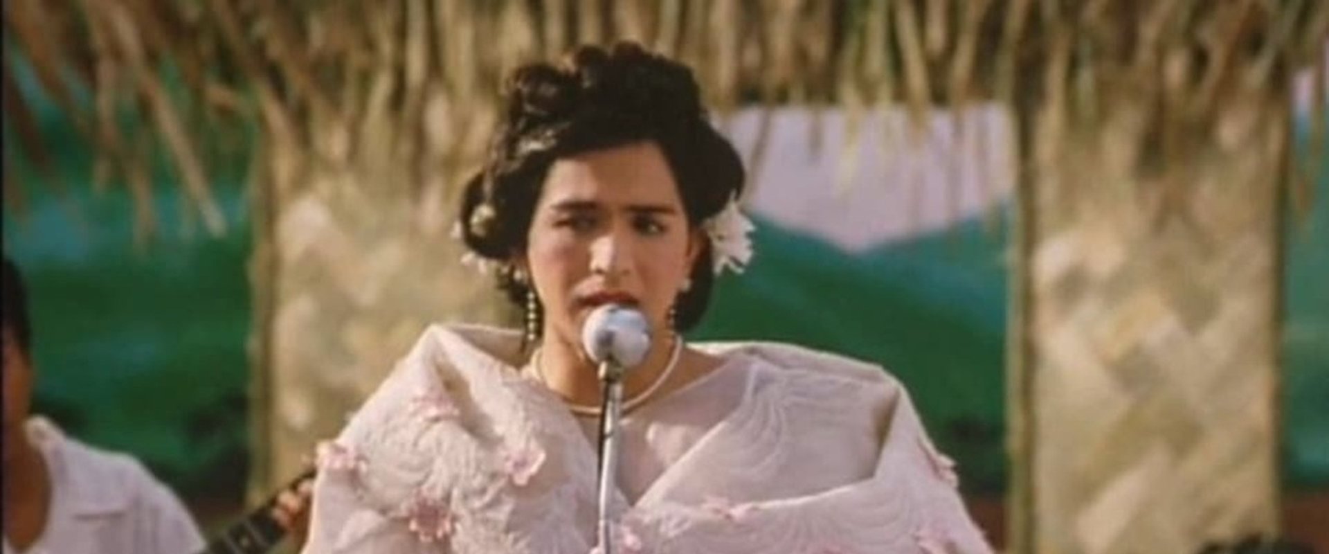 Aishite Imasu 1941: Mahal Kita backdrop